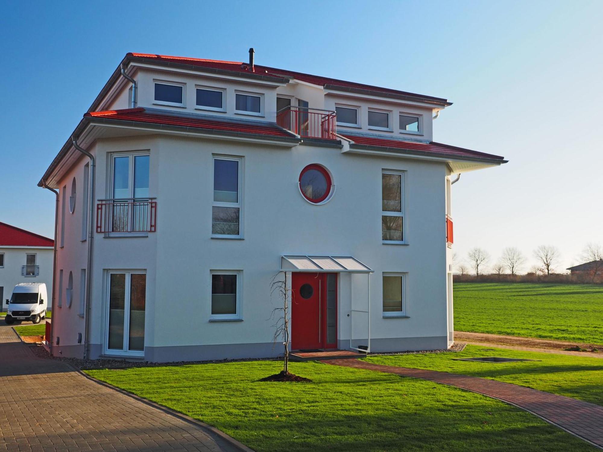 Vier-Winde-Villa Mit Schwimmbad Hohen Wieschendorf Exterior photo